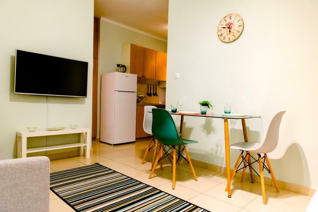 Appartement Aegean Studio By The Sea à Peraía Extérieur photo